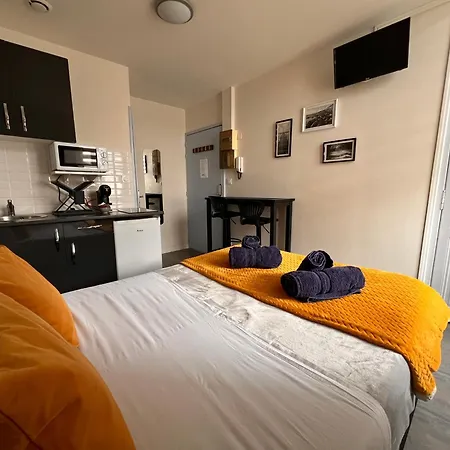 Lysbed - Desjardins Apartment Angers