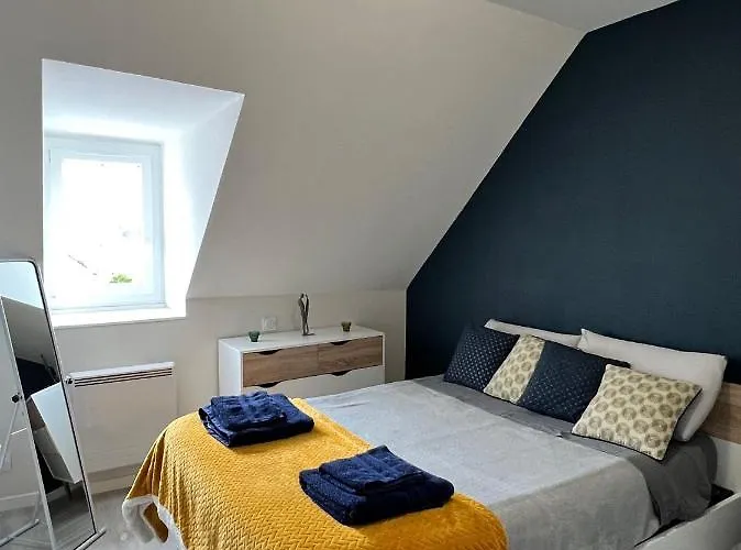 Lysbed - Desjardins Apartament